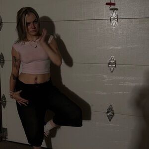 Meet your Posher, Brooke